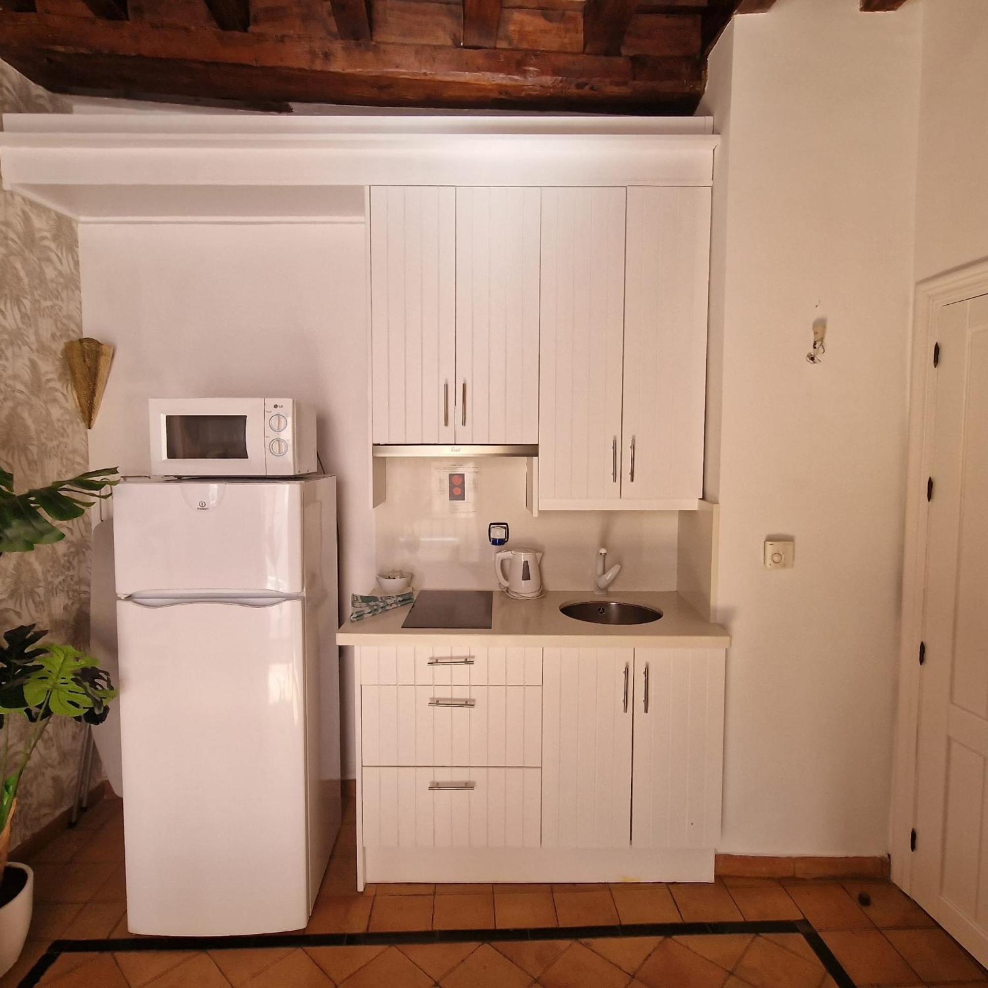 Adanar-Apartamentos Muralla Ziri Granada Ngoại thất bức ảnh